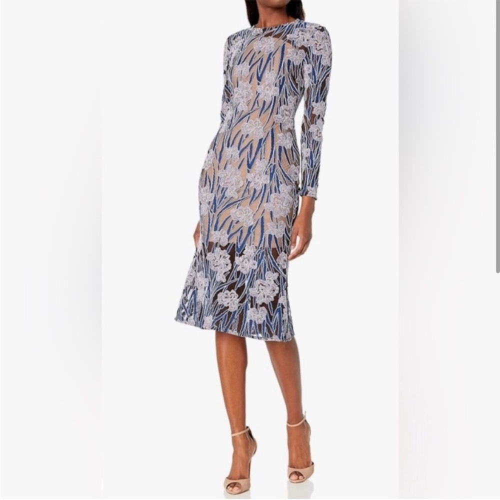 Elliatt Elegant Blue and Cream Patterned Dress